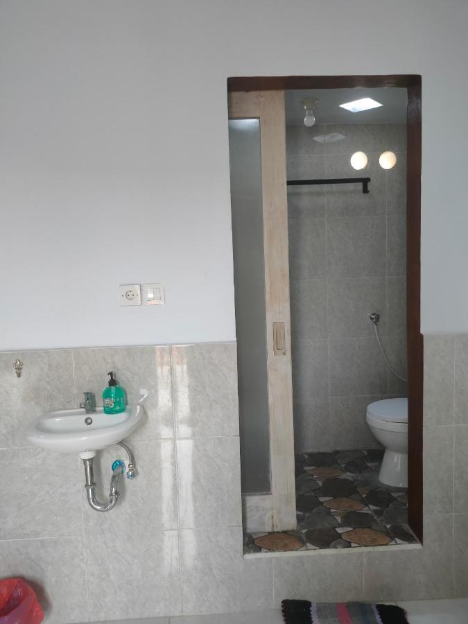 Roy Guest House Canggu  Ruang foto